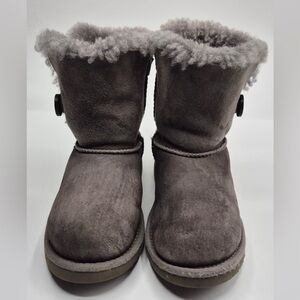 UGG Gray Sheepskin Winter Boots